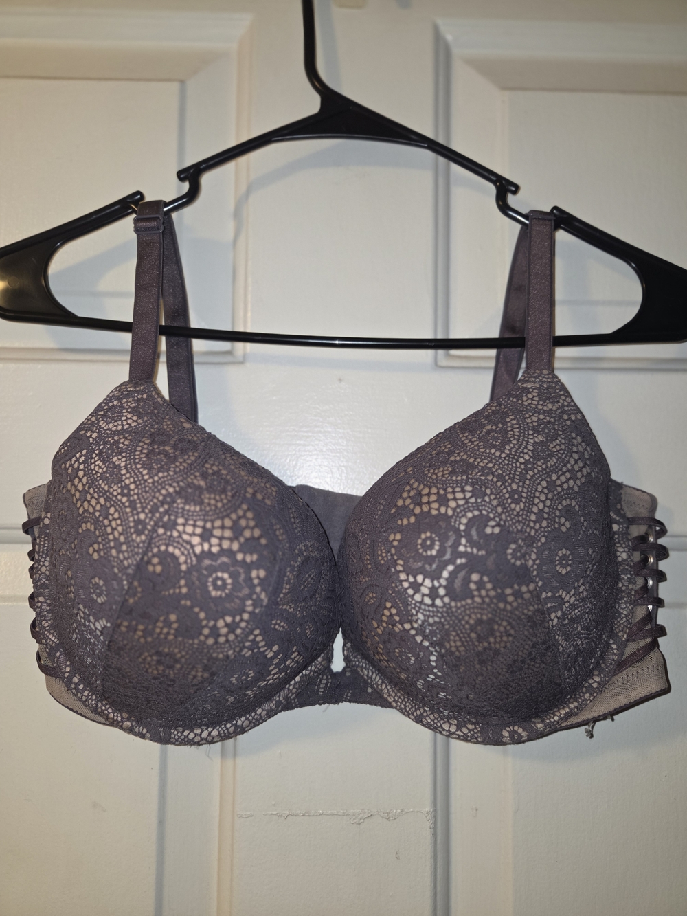 Victoria's Secret Lilac/Gray Very Sexy Push-Up Bra.  Size 36DD.